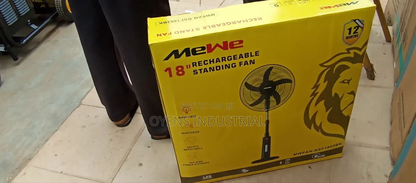 Mewe Rechargeable Fan 18 Inches With Solar Panel