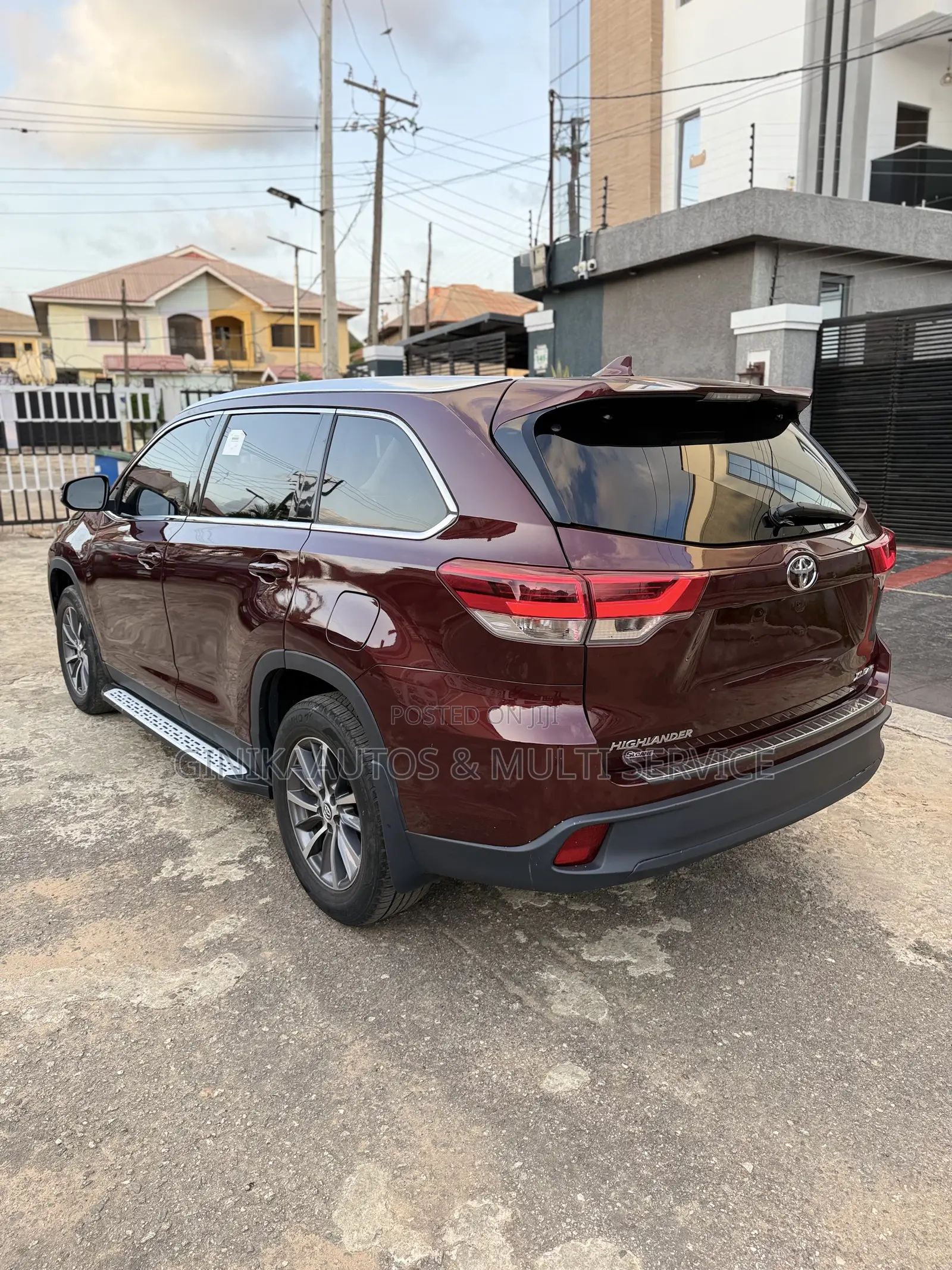 Toyota Highlander XLE 2019 Burgundy