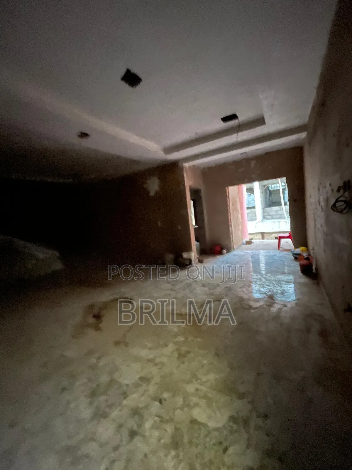 4bdrm Duplex in Jahi for sale