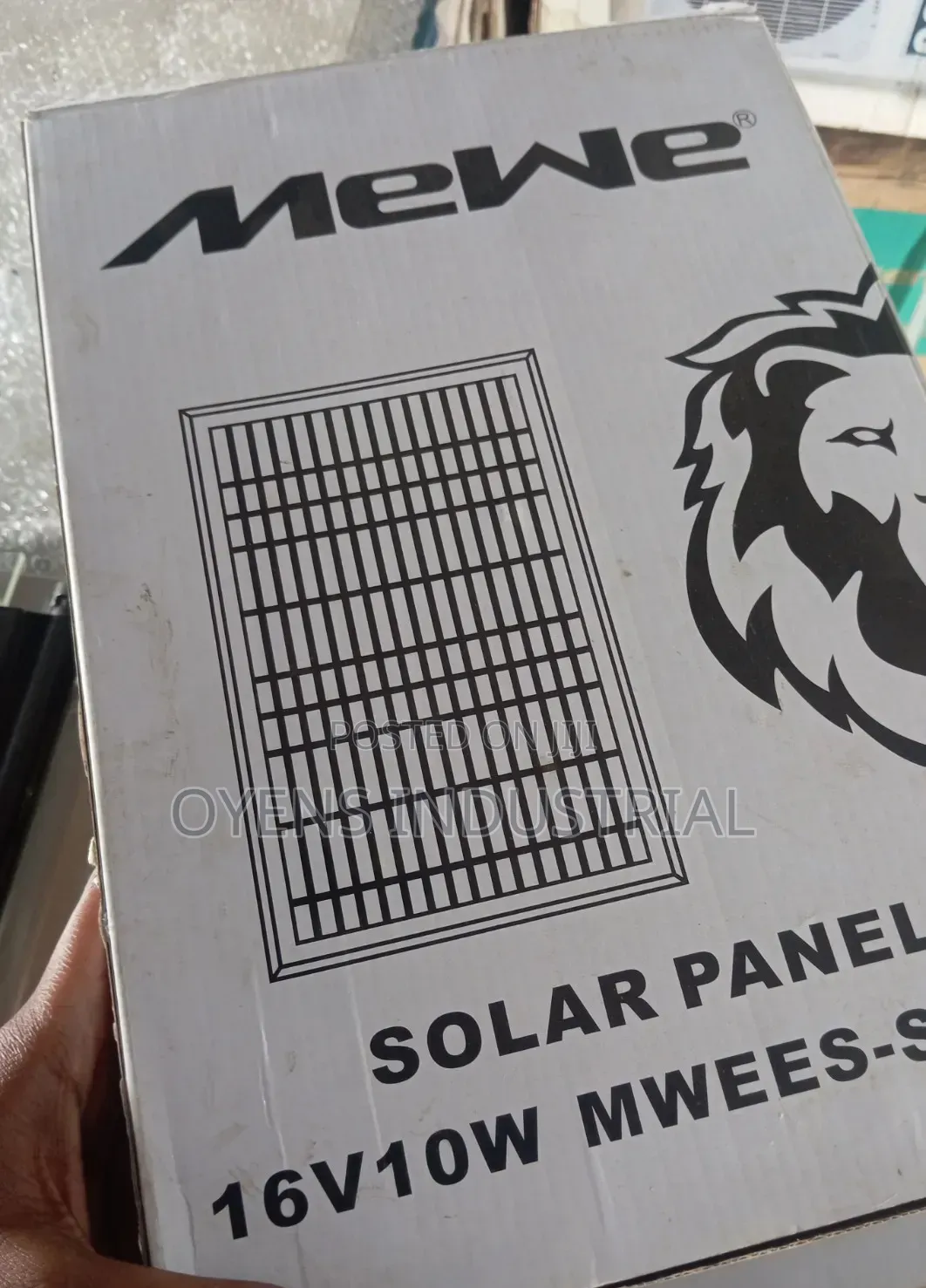 Mewe Rechargeable Fan 18 Inches With Solar Panel