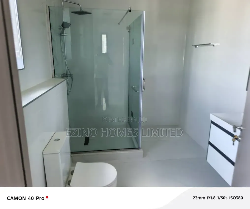 5bdrm Duplex in Mini Estate, Lekki Phase 1 for sale