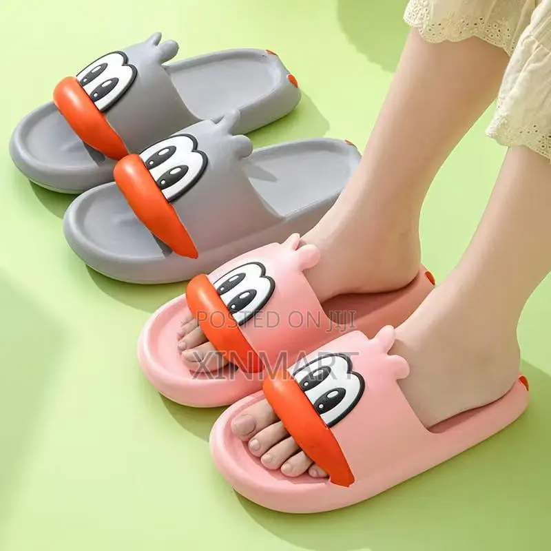 Comfortstride Slides