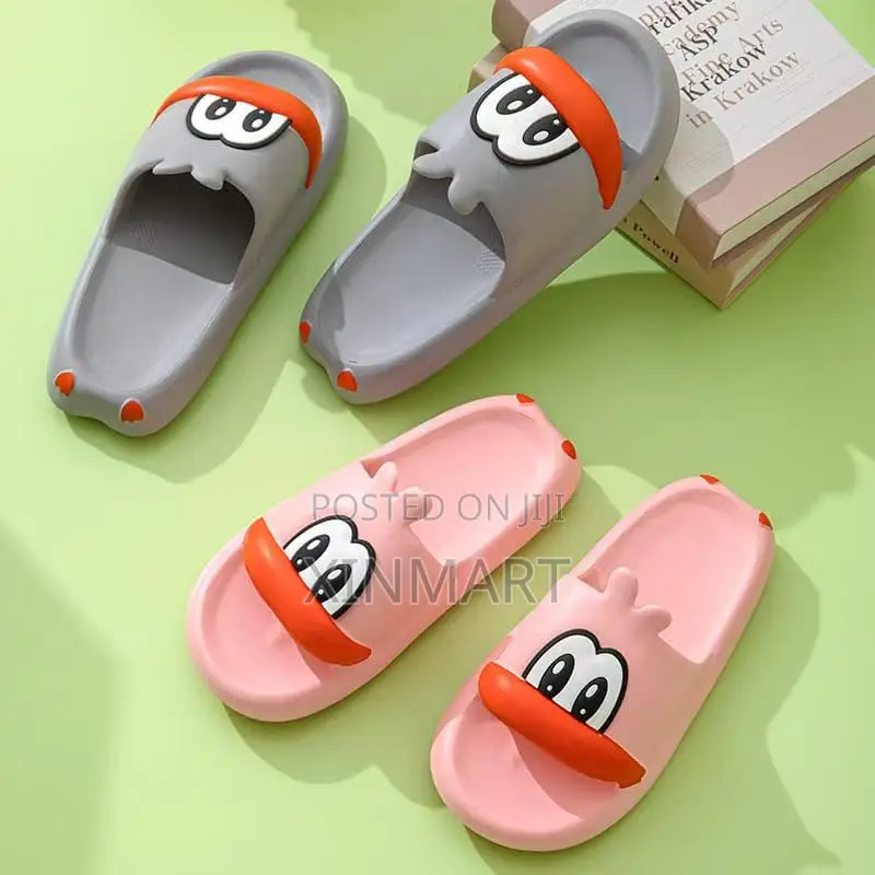 Comfortstride Slides