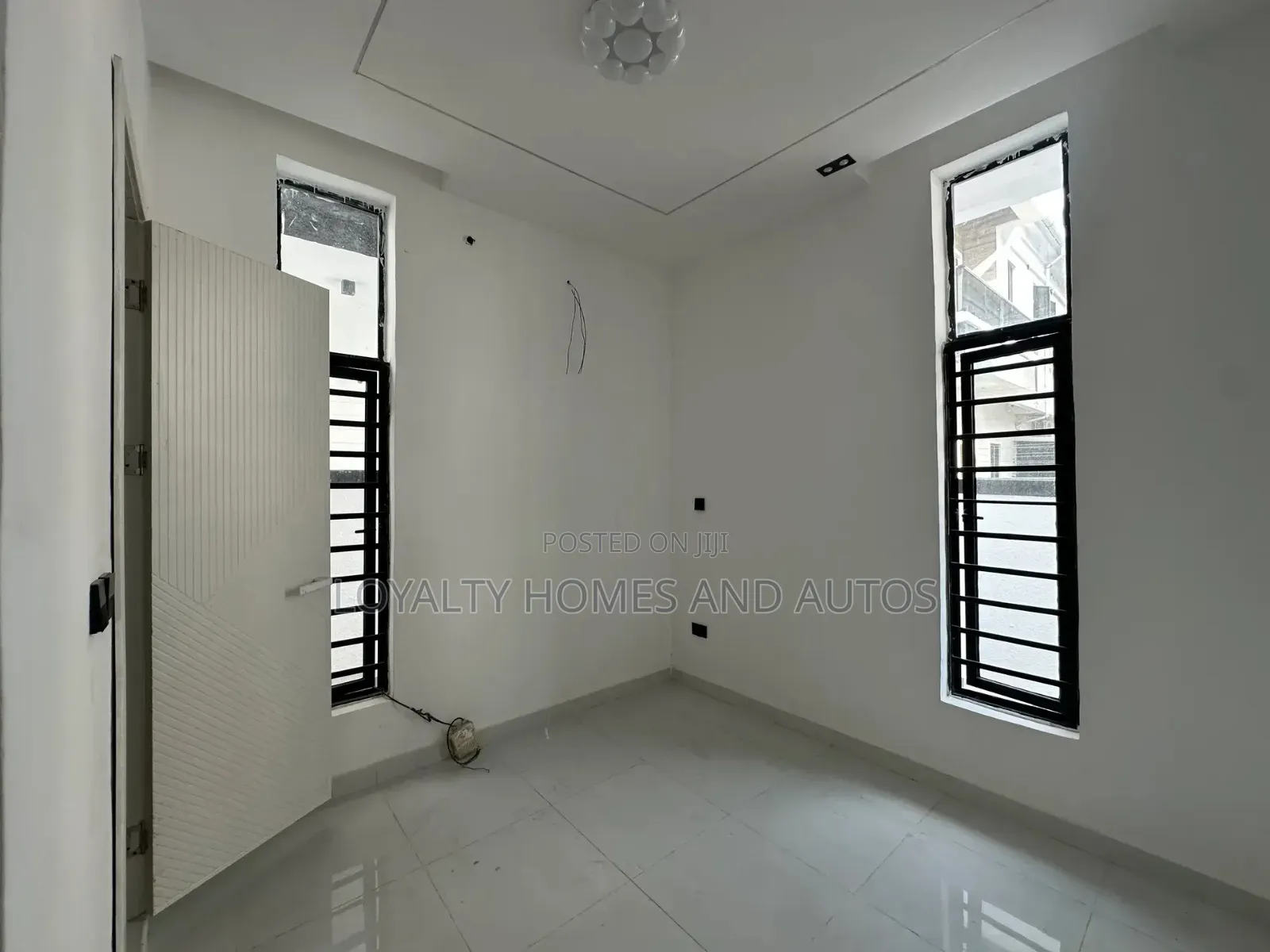 4bdrm Duplex in Parkview Estate for sale