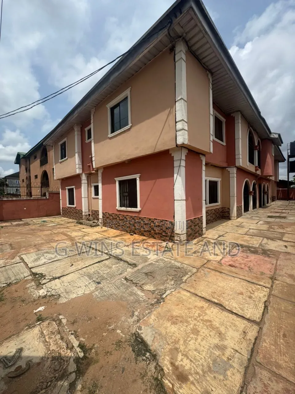 4bdrm Block of Flats in Federal Government, Benin City for sale