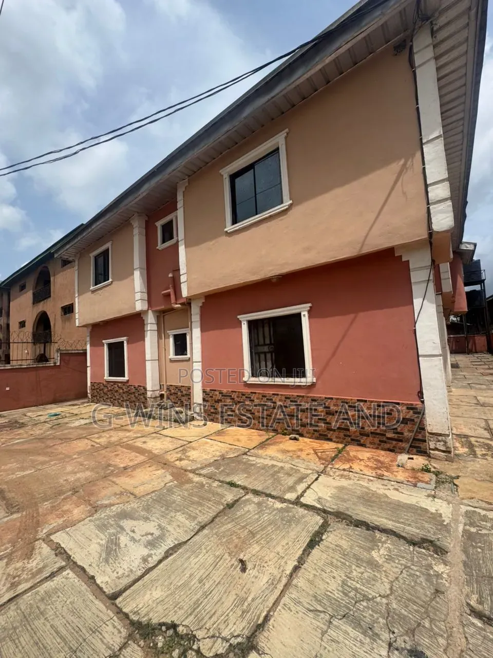 4bdrm Block of Flats in Federal Government, Benin City for sale