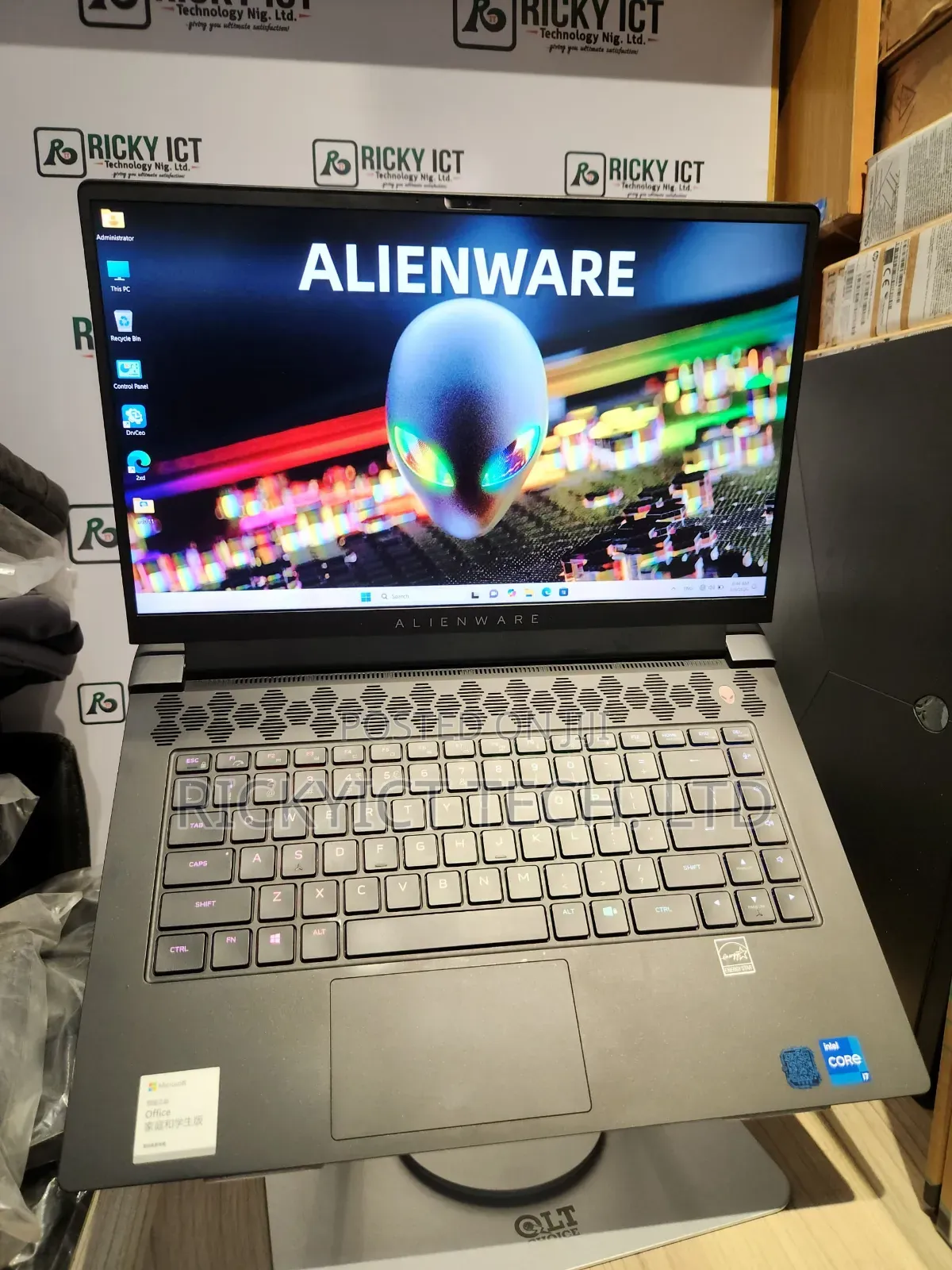 Laptop Dell Allenware M15 R5 16GB Intel Core i7 SSD 512GB