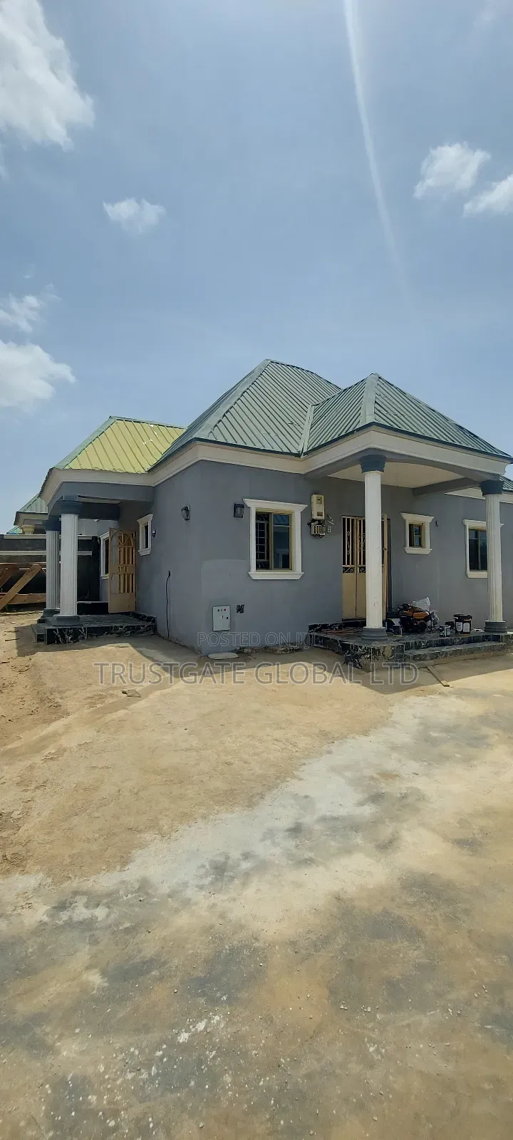 2bdrm Bungalow in Idu Industrial for rent