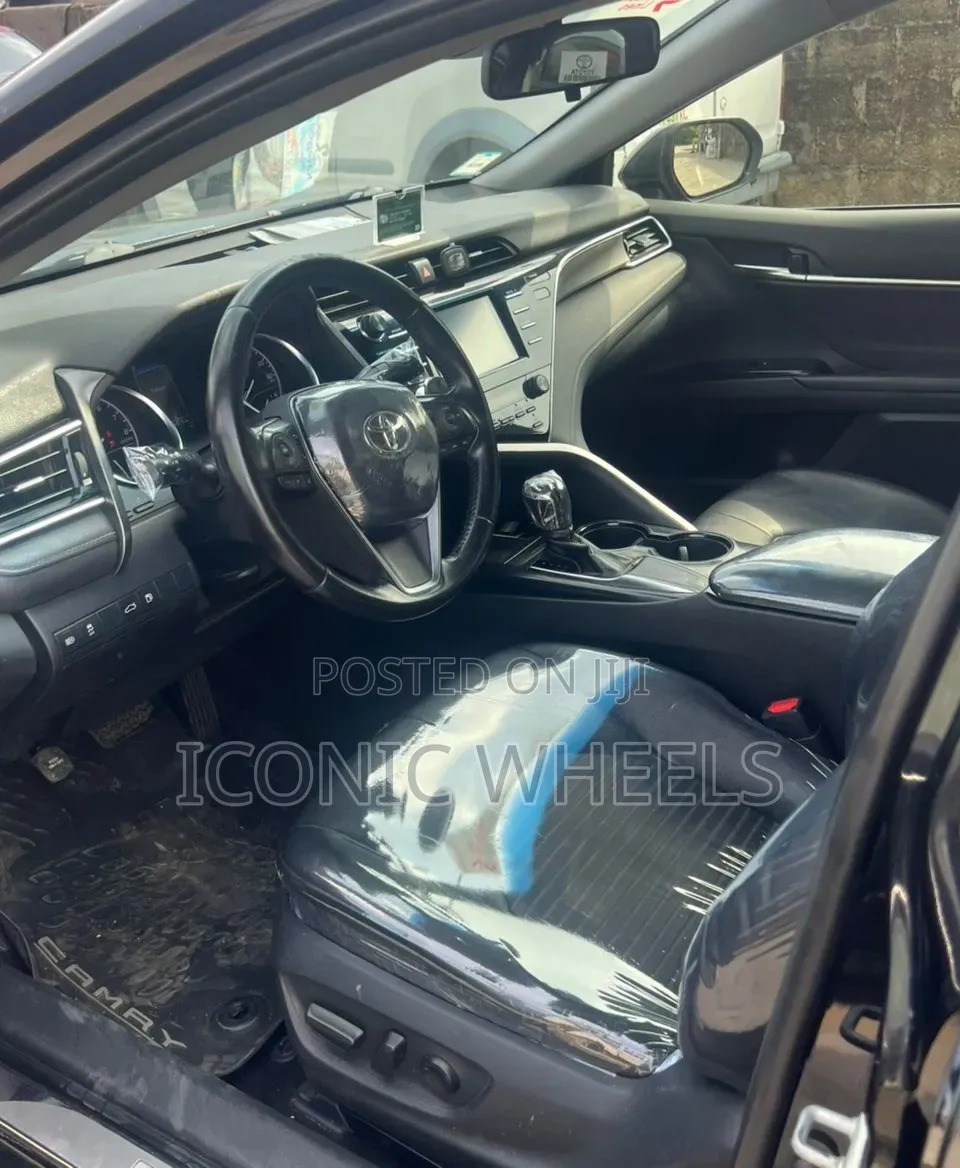 Toyota Camry 2018 Black