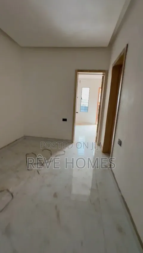 2bdrm Apartment in Fola Agoro for rent