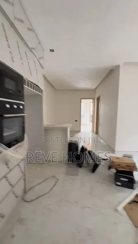 2bdrm Apartment in Fola Agoro for rent