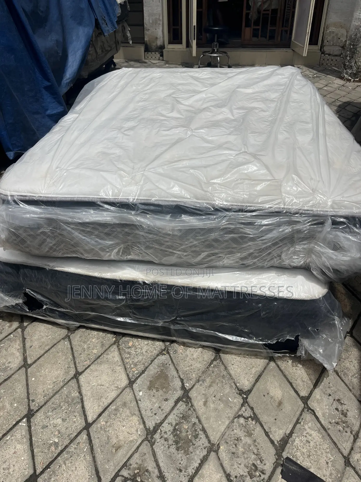 4 by 6 Canadian Hybrid Orthopedic /Semi Orthopedic Mattresses