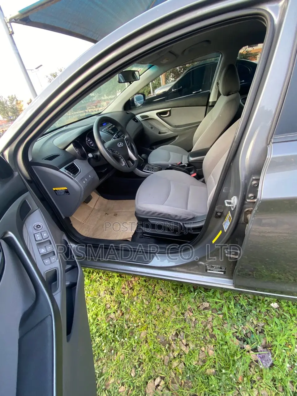 Hyundai Elantra Limited 4dr Sedan (1.8L 4cyl 6A) 2014 Gray