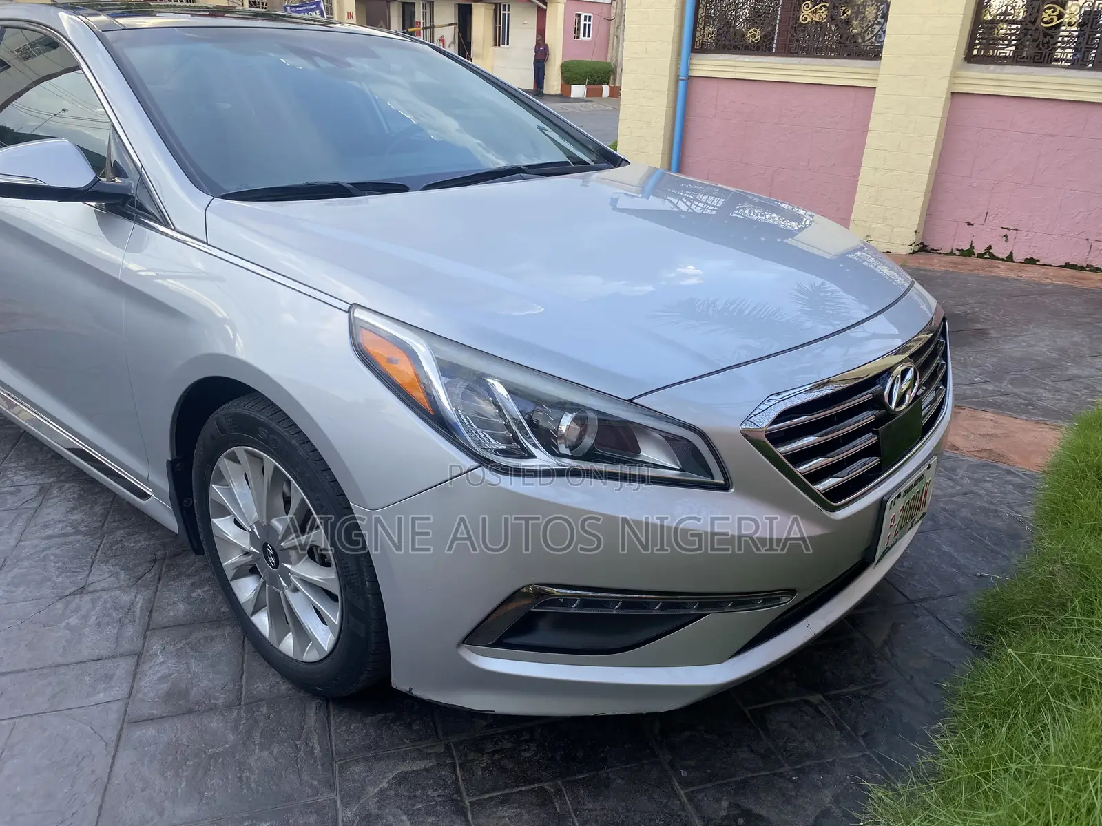 Hyundai Sonata Limited 4dr Sedan (2.4L 4cyl 6A) 2015 Silver