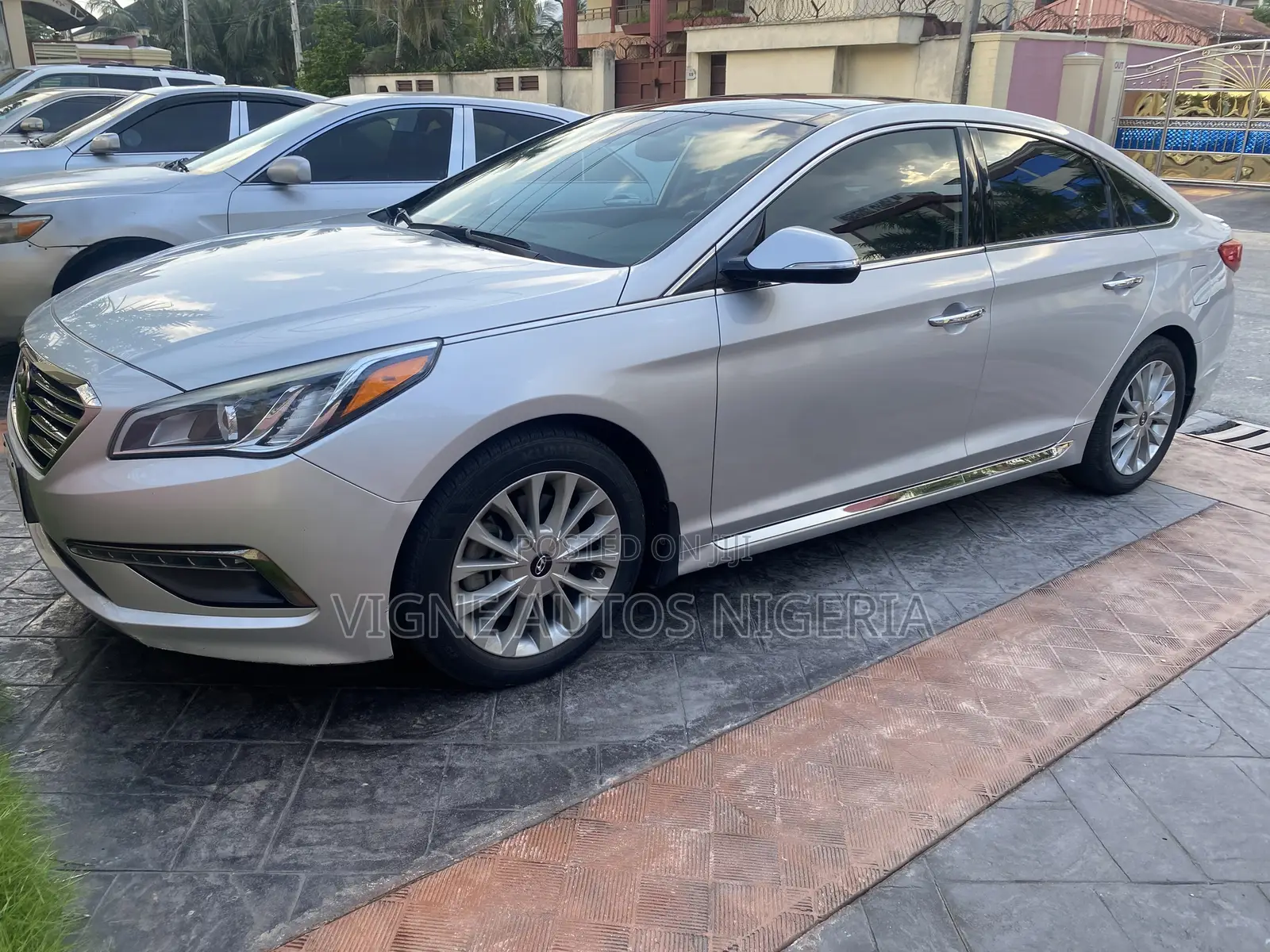 Hyundai Sonata Limited 4dr Sedan (2.4L 4cyl 6A) 2015 Silver