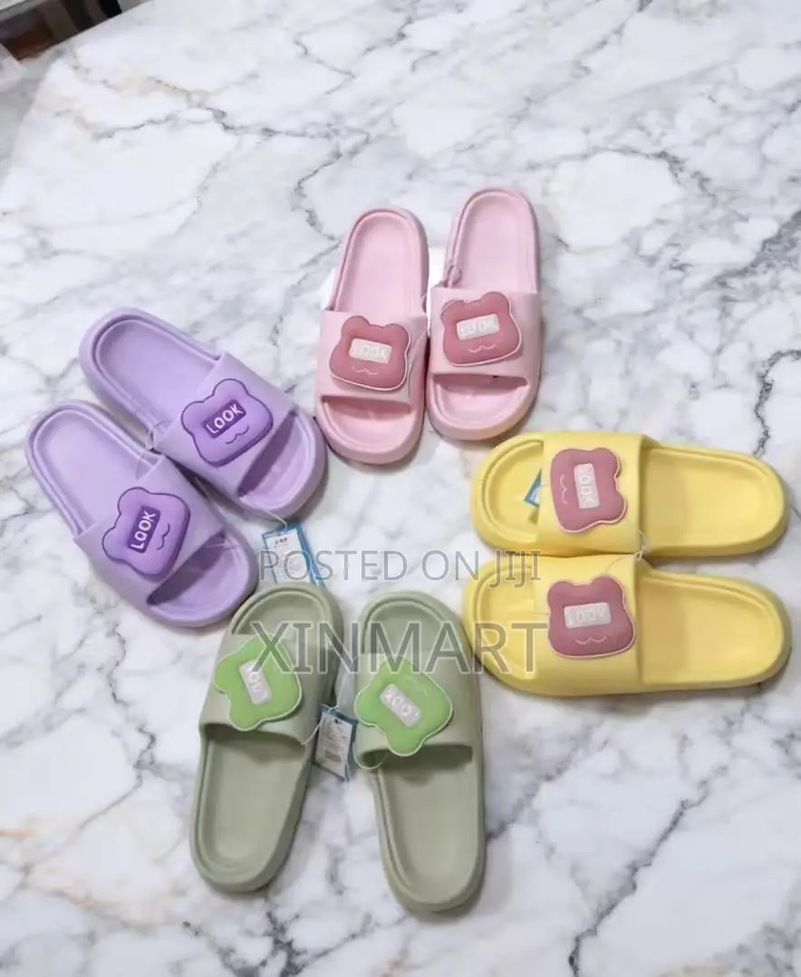 Easy Wear Slides