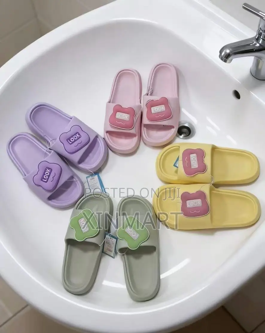 Easy Wear Slides