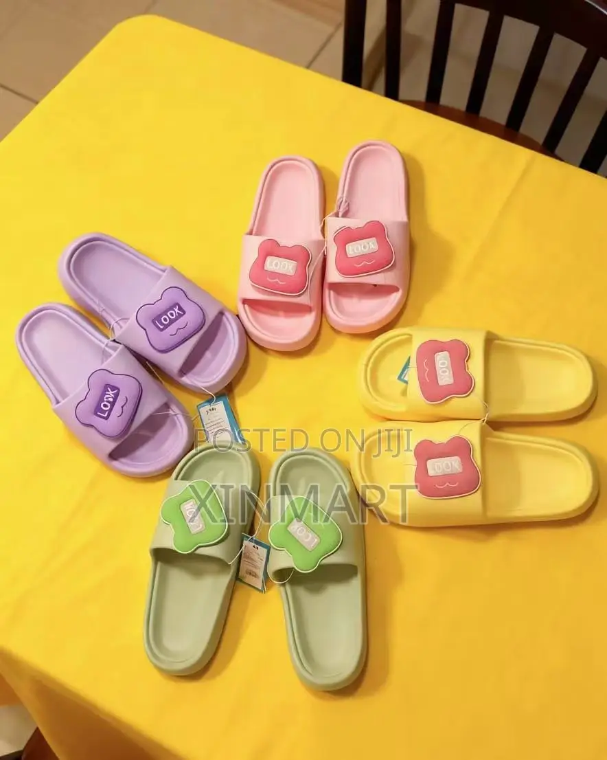 Easy Wear Slides