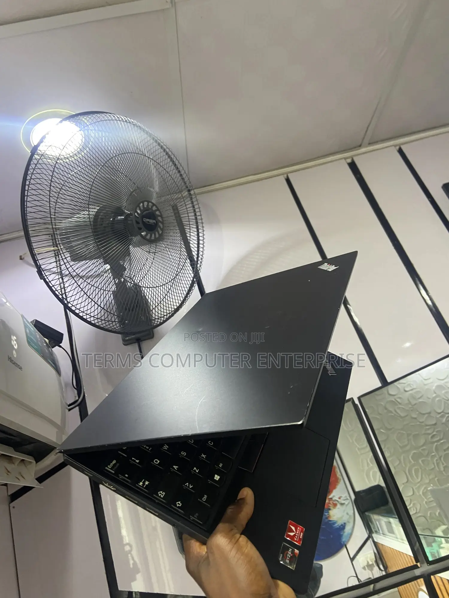 Laptop Lenovo ThinkPad Edge E550 8GB AMD Ryzen 5 SSD 256GB