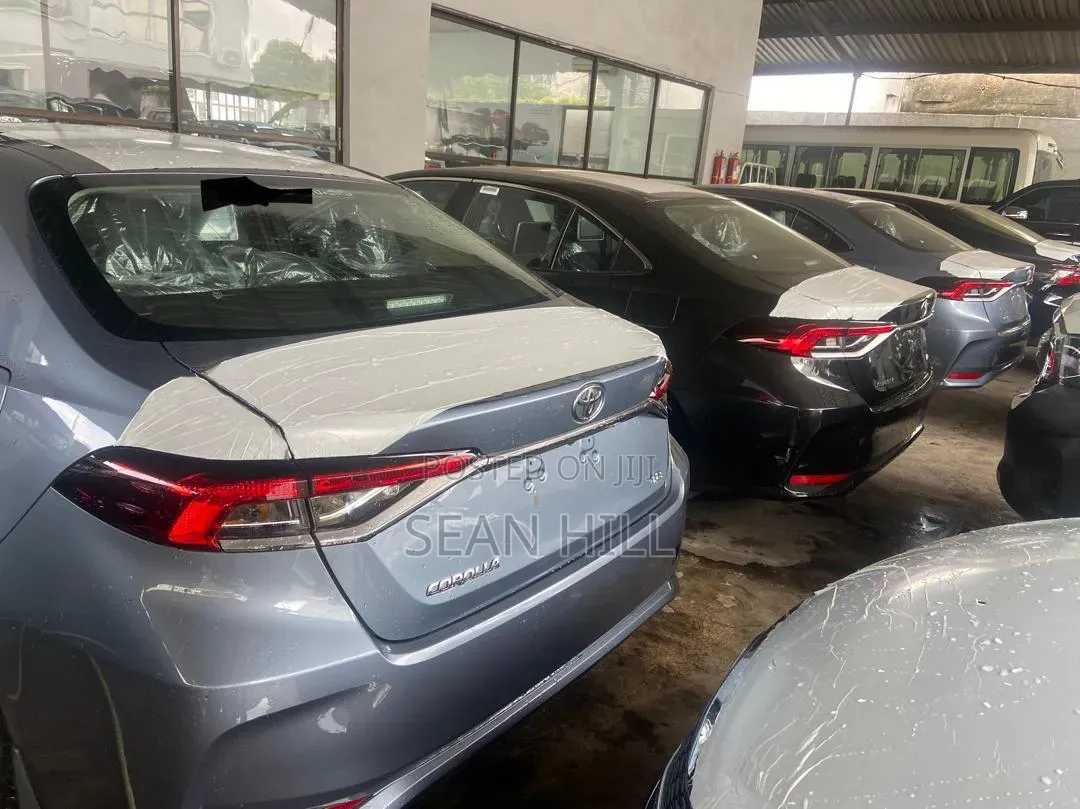 New Toyota Corolla 2023 Gray