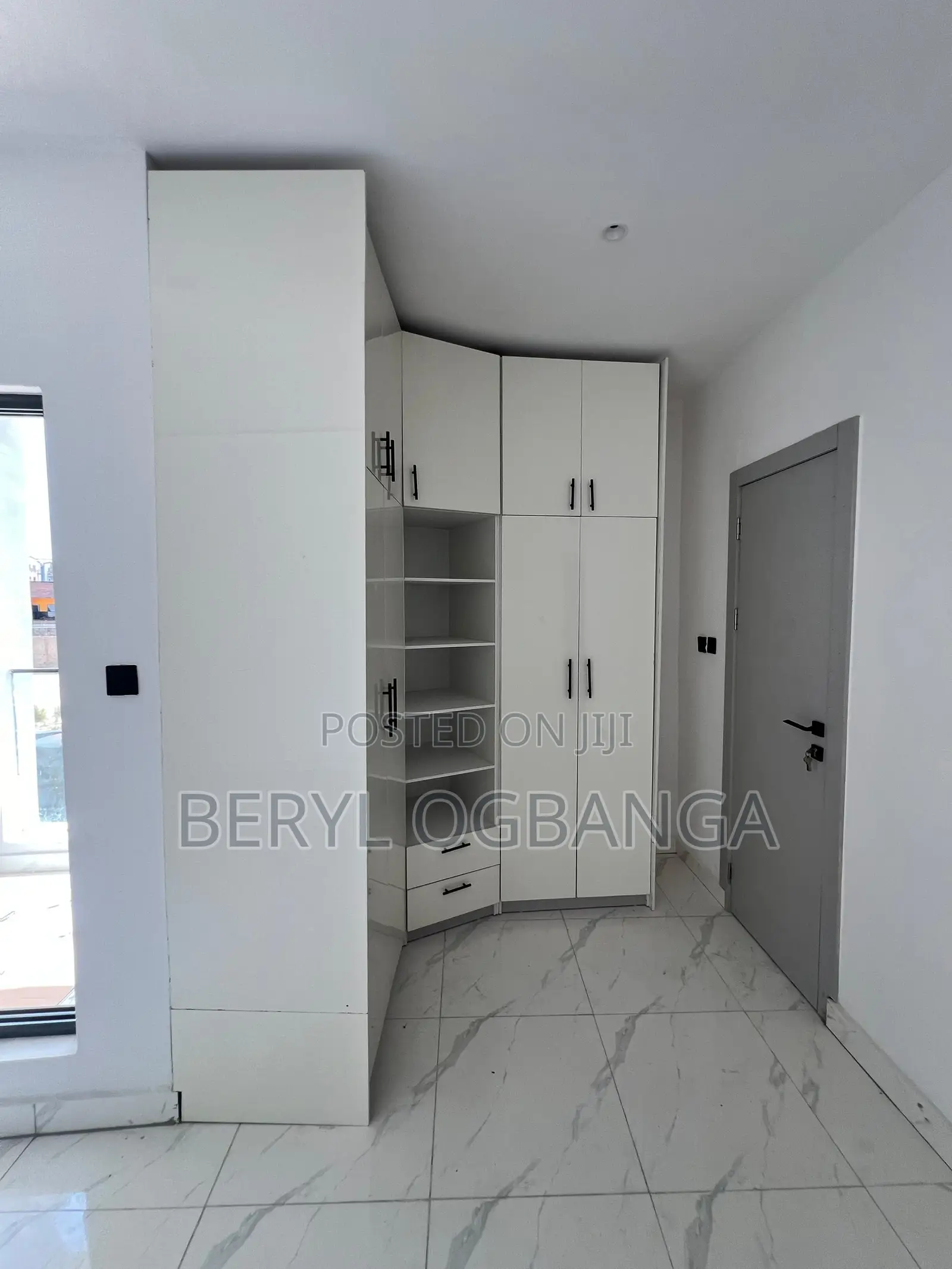 2bdrm Apartment in Ikate for sale