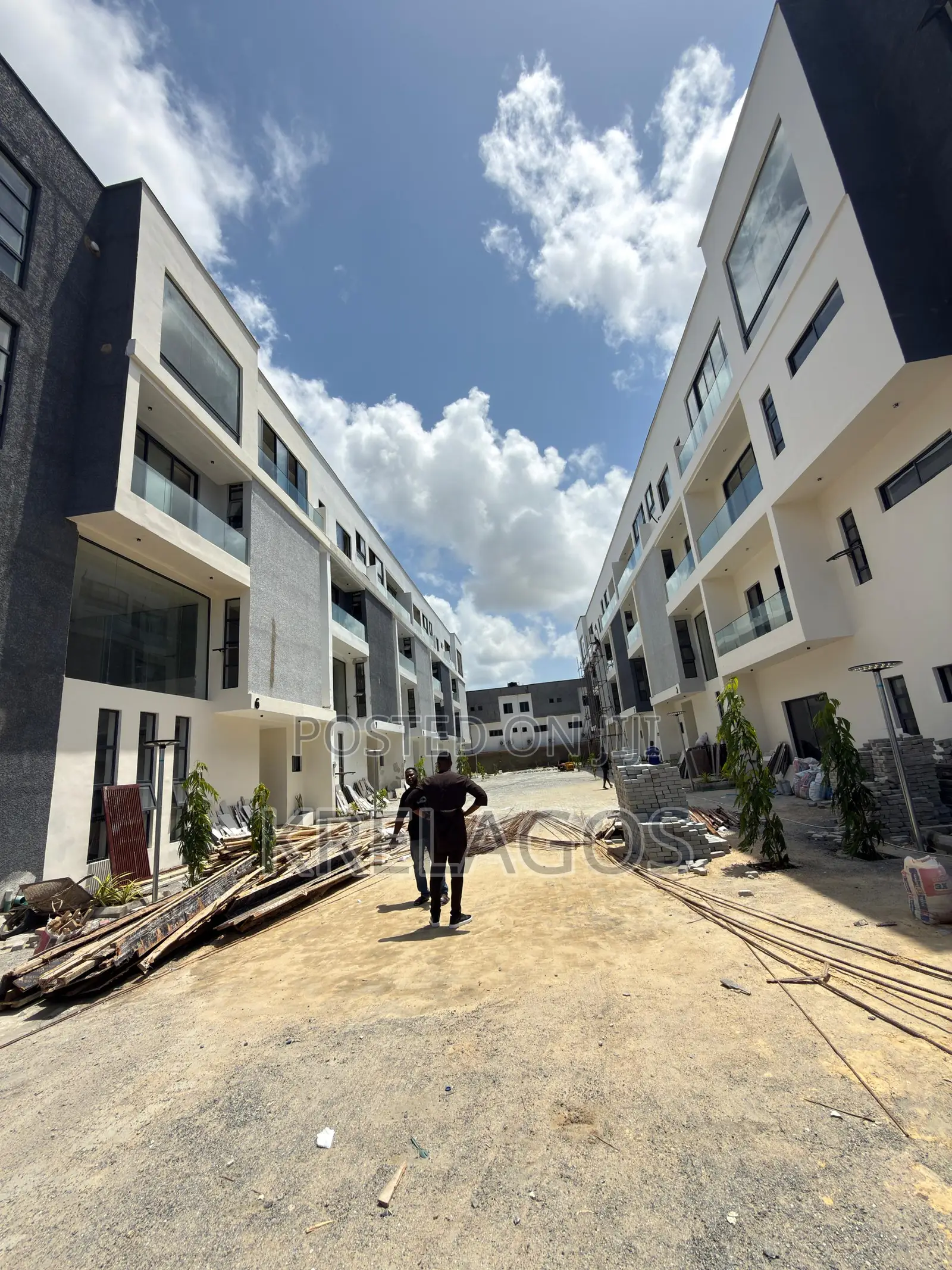 4bdrm Duplex in Ikate for sale