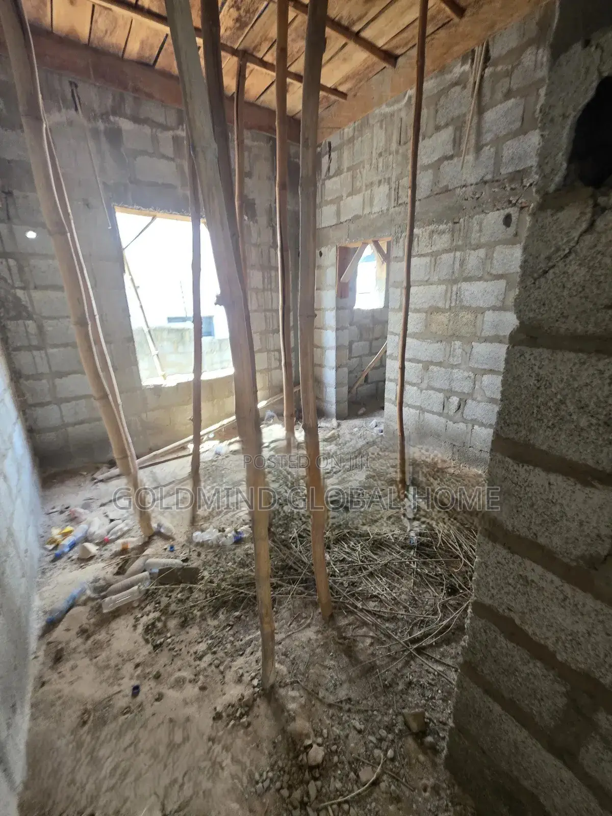 6bdrm Duplex in Lugbe District. for sale