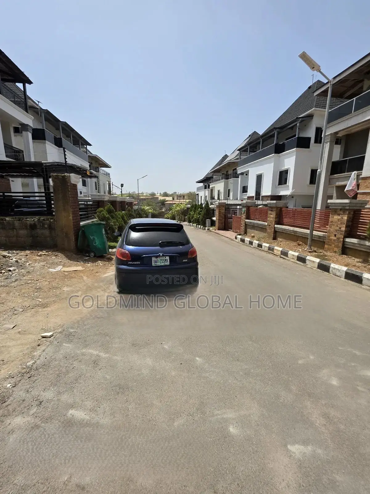 6bdrm Duplex in Lugbe District. for sale
