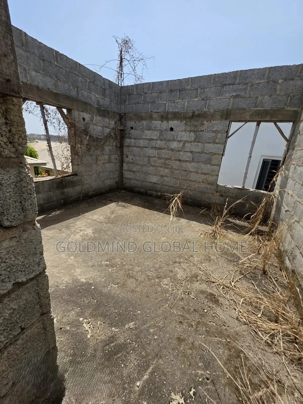 6bdrm Duplex in Lugbe District. for sale