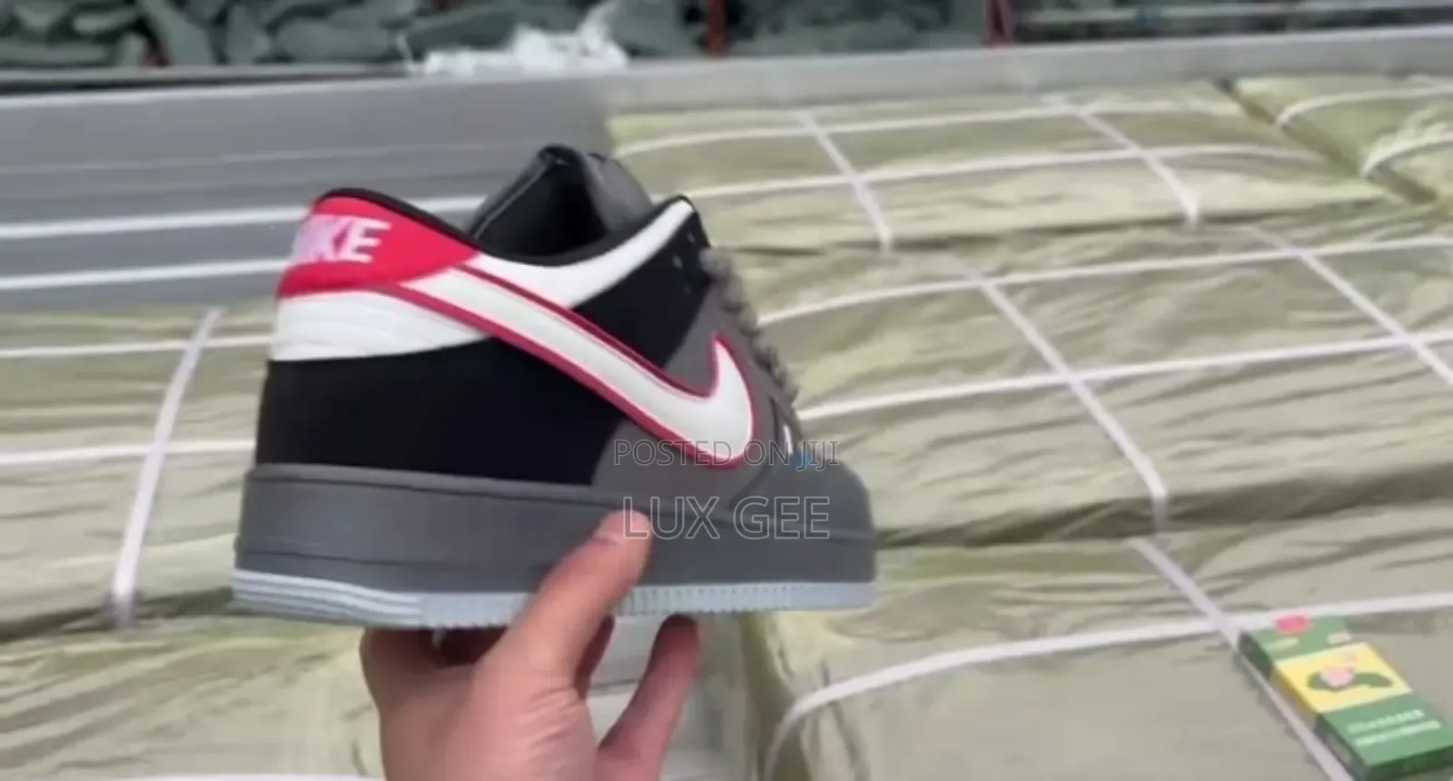 Nike Sneakers