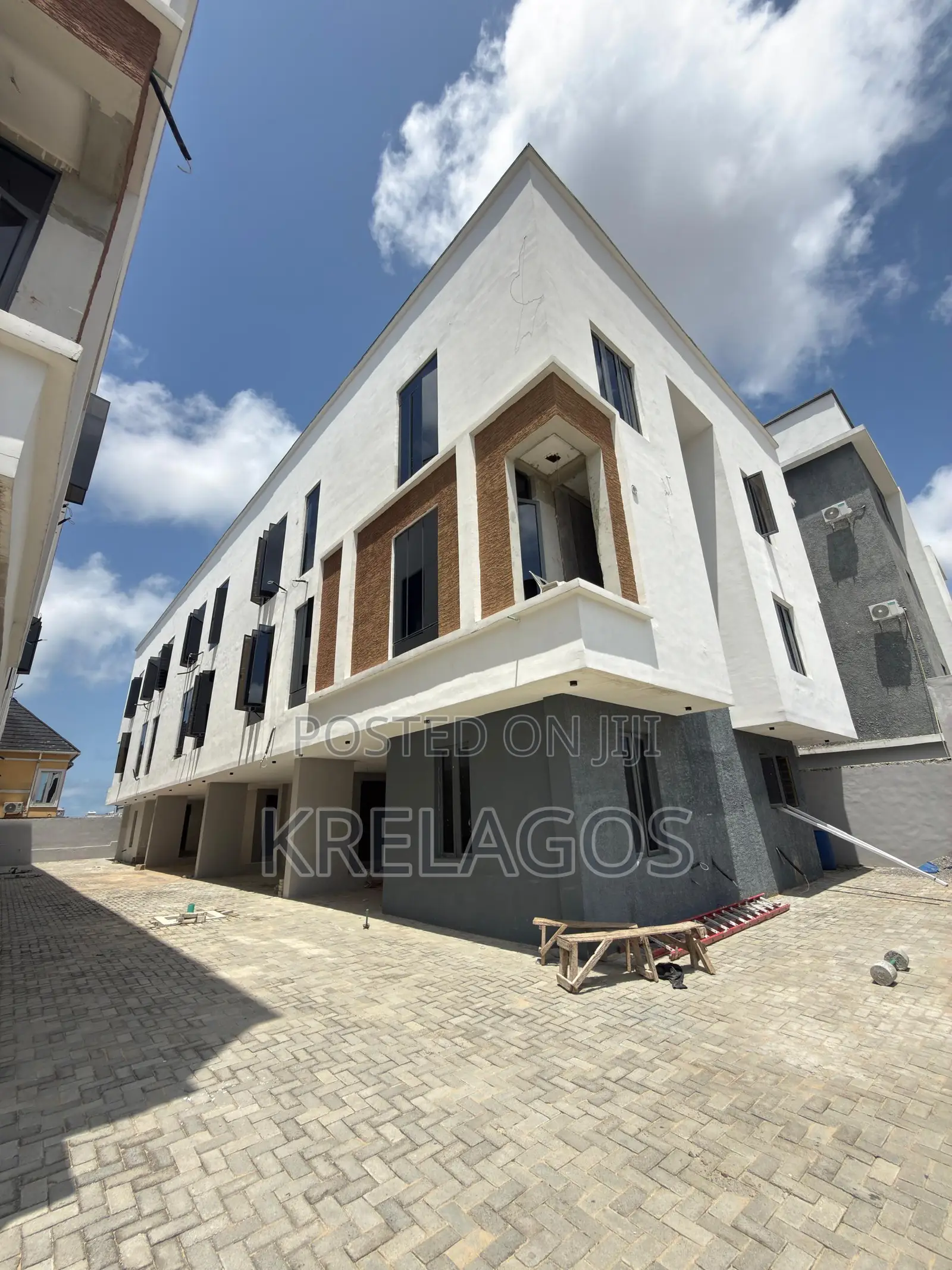 3bdrm Duplex in Ikate for sale