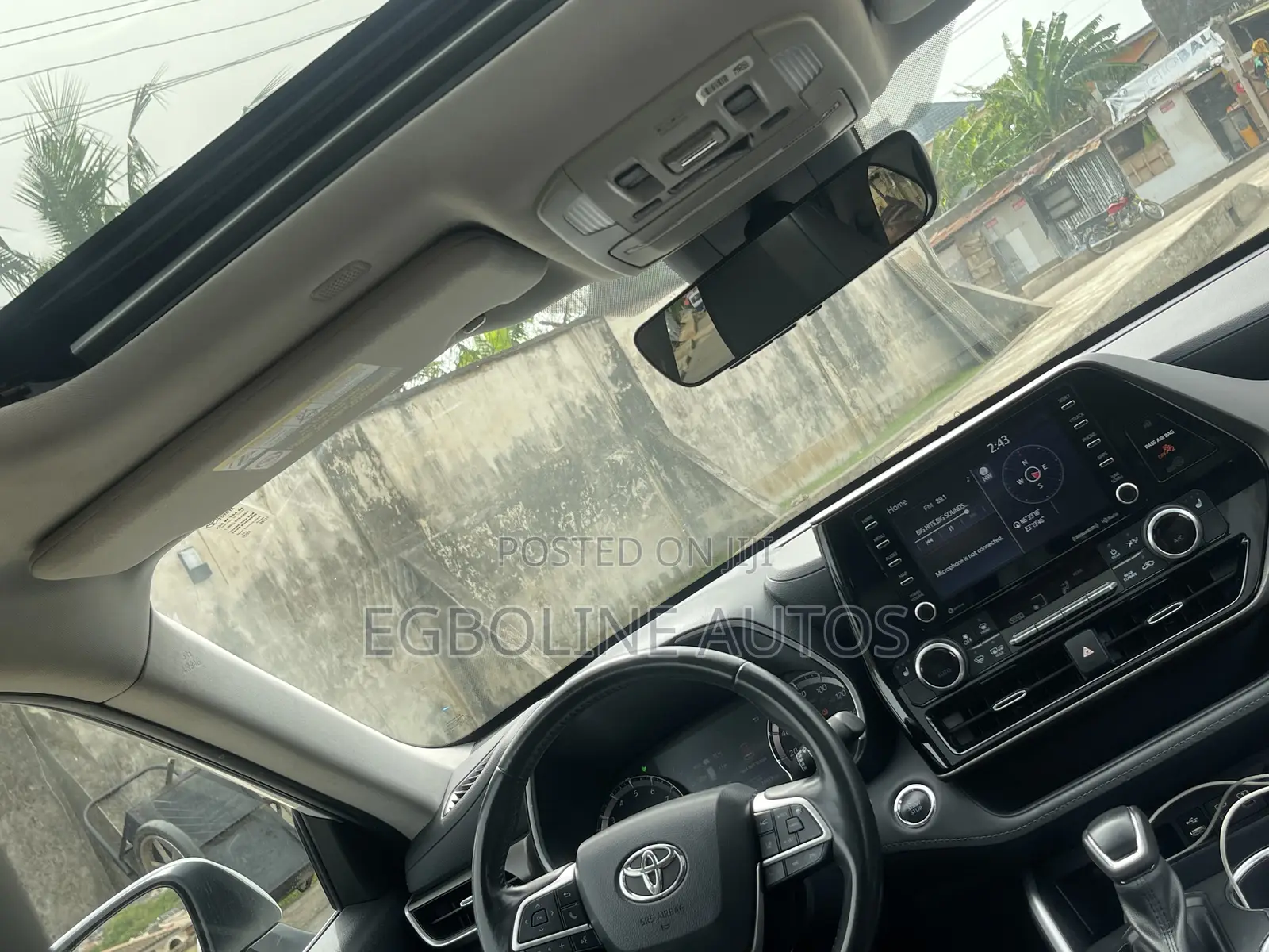 Toyota Highlander XLE 2022 White