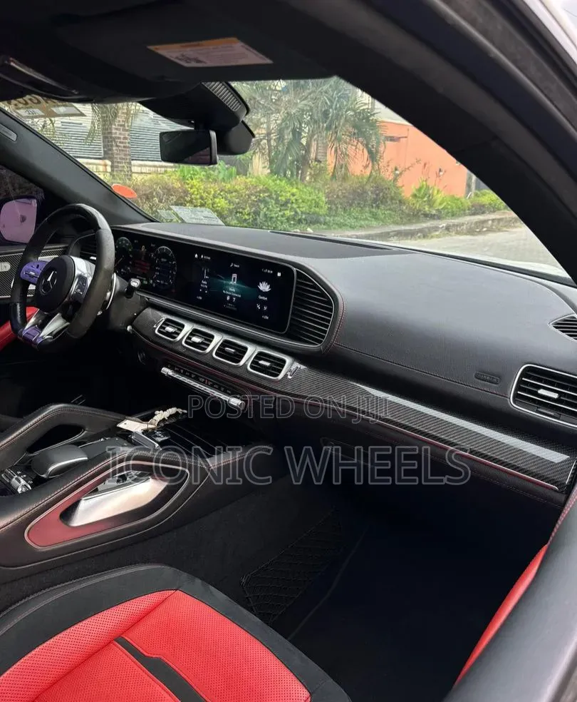Mercedes-Benz GLE-Class 2021 White