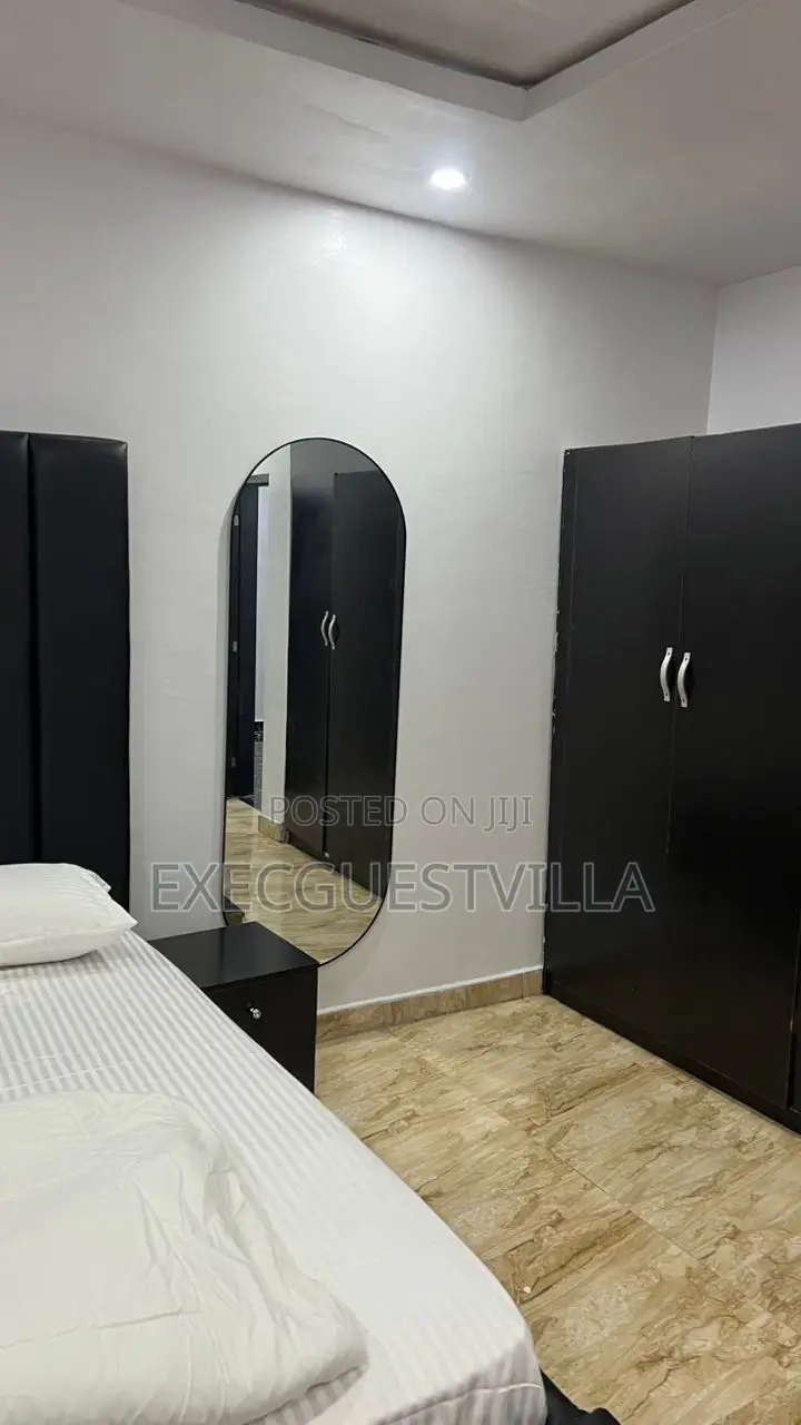 Executive Modern 1-Bedroom Serviced Apartment in Lekki Palm City