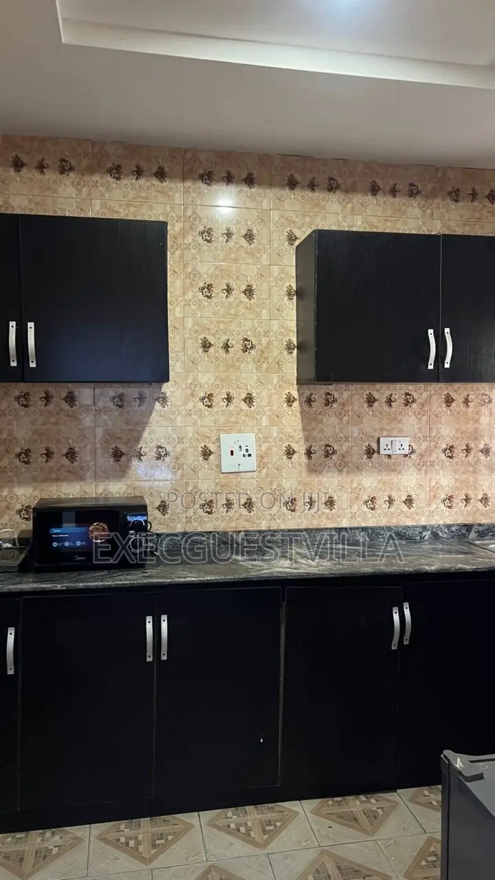 Executive Modern 1-Bedroom Serviced Apartment in Lekki Palm City