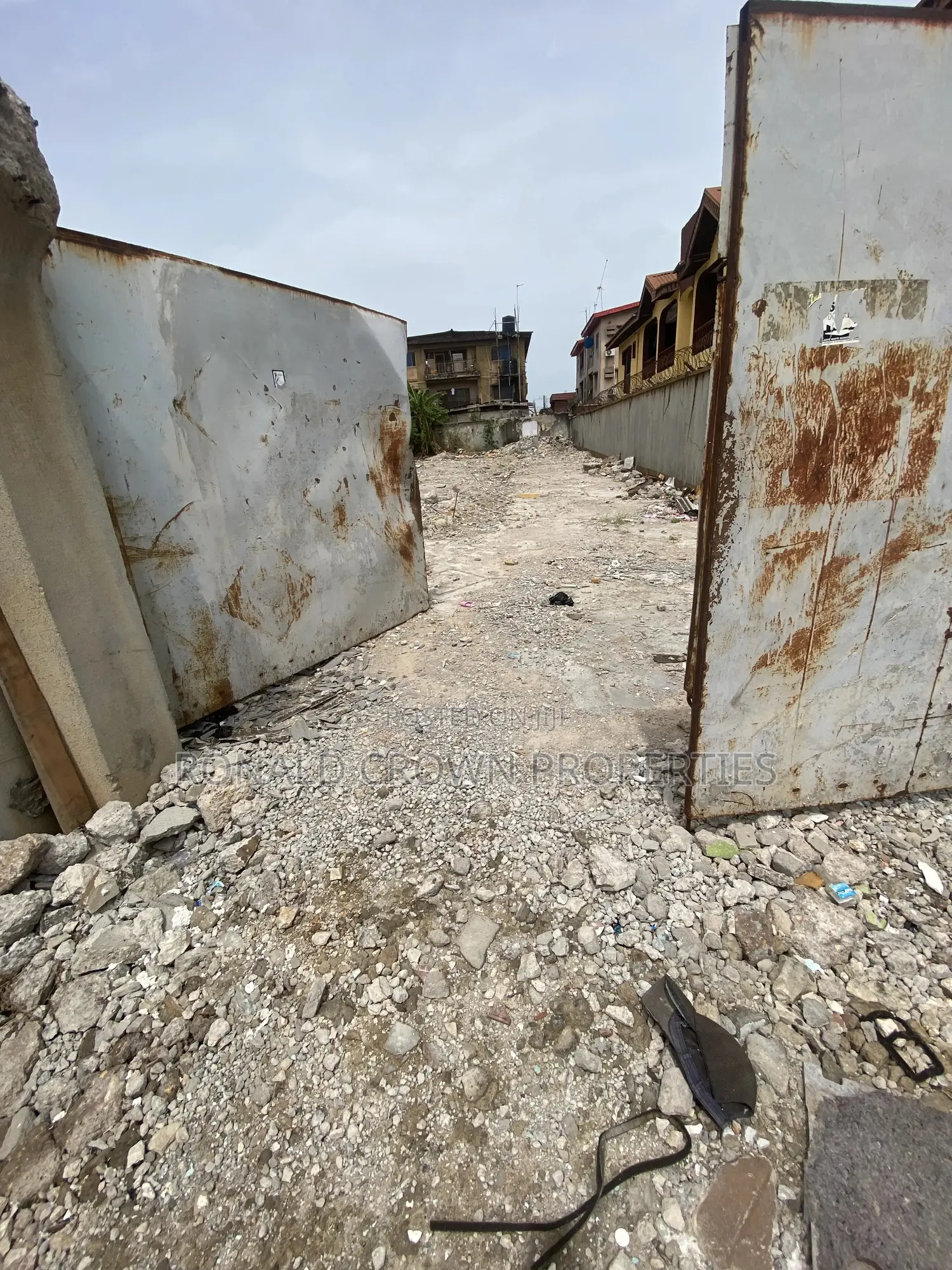 Dry Gated 360sqm Land With Cofo at Ago Palace Way, Isolo