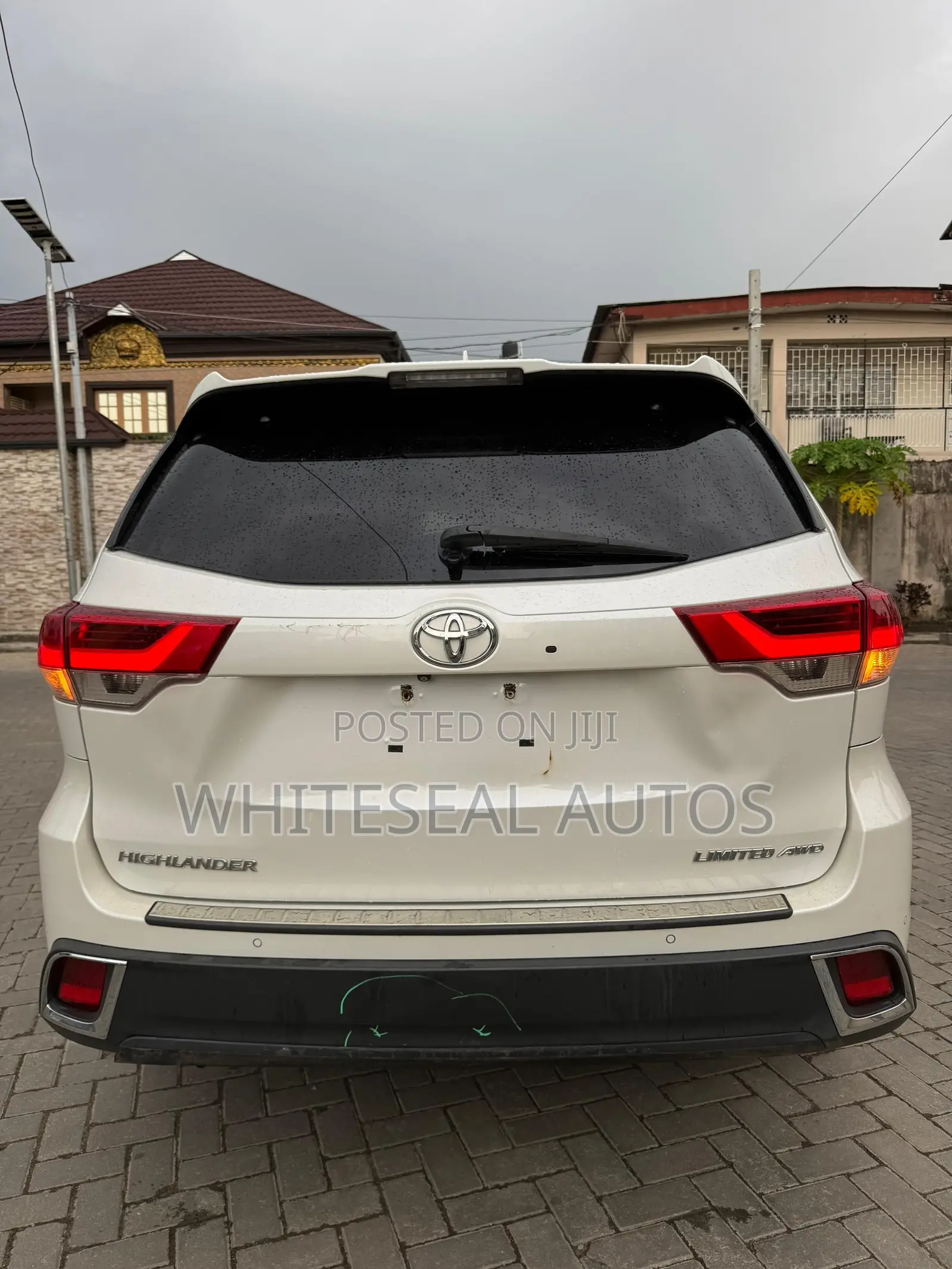 Toyota Highlander Limited Platinum 4x4 V6 (3.5L 6cyl 8A) 2017 Off white