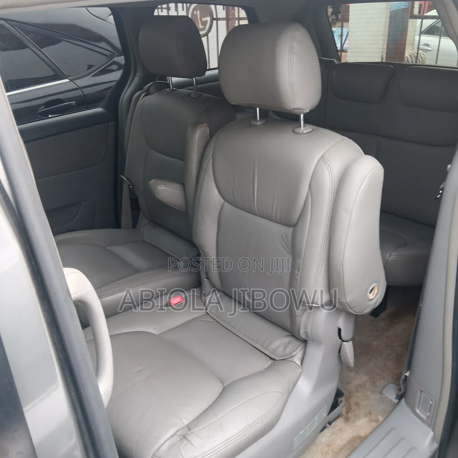 Toyota Sienna LE AWD 2005 Gray