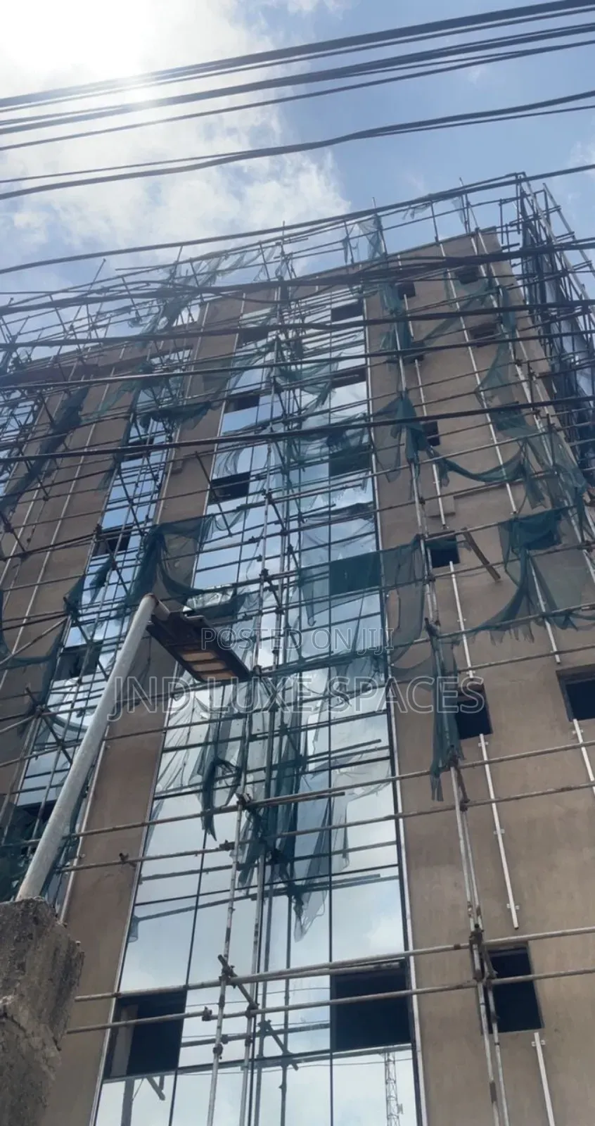 1102sqm Open Office Space on 6floors Along Oba Akran Wa