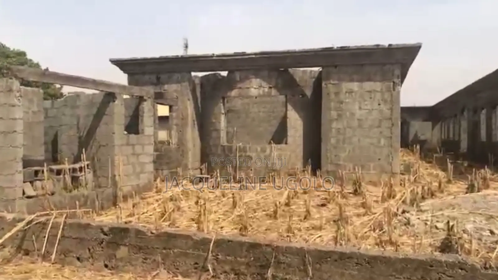 7bdrm Block of Flats in Giri for sale