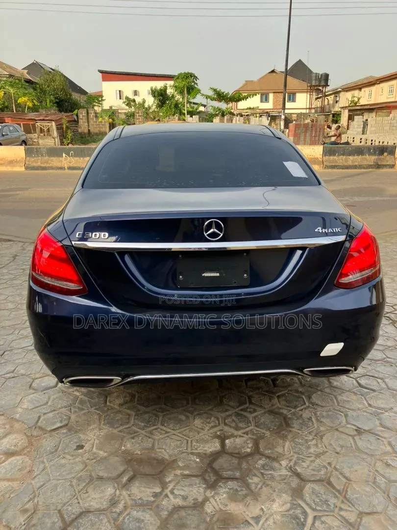 Mercedes-Benz C300 Luxury 4matic Sedan AWD (2.0L 4cyl 7A) 2017 Blue