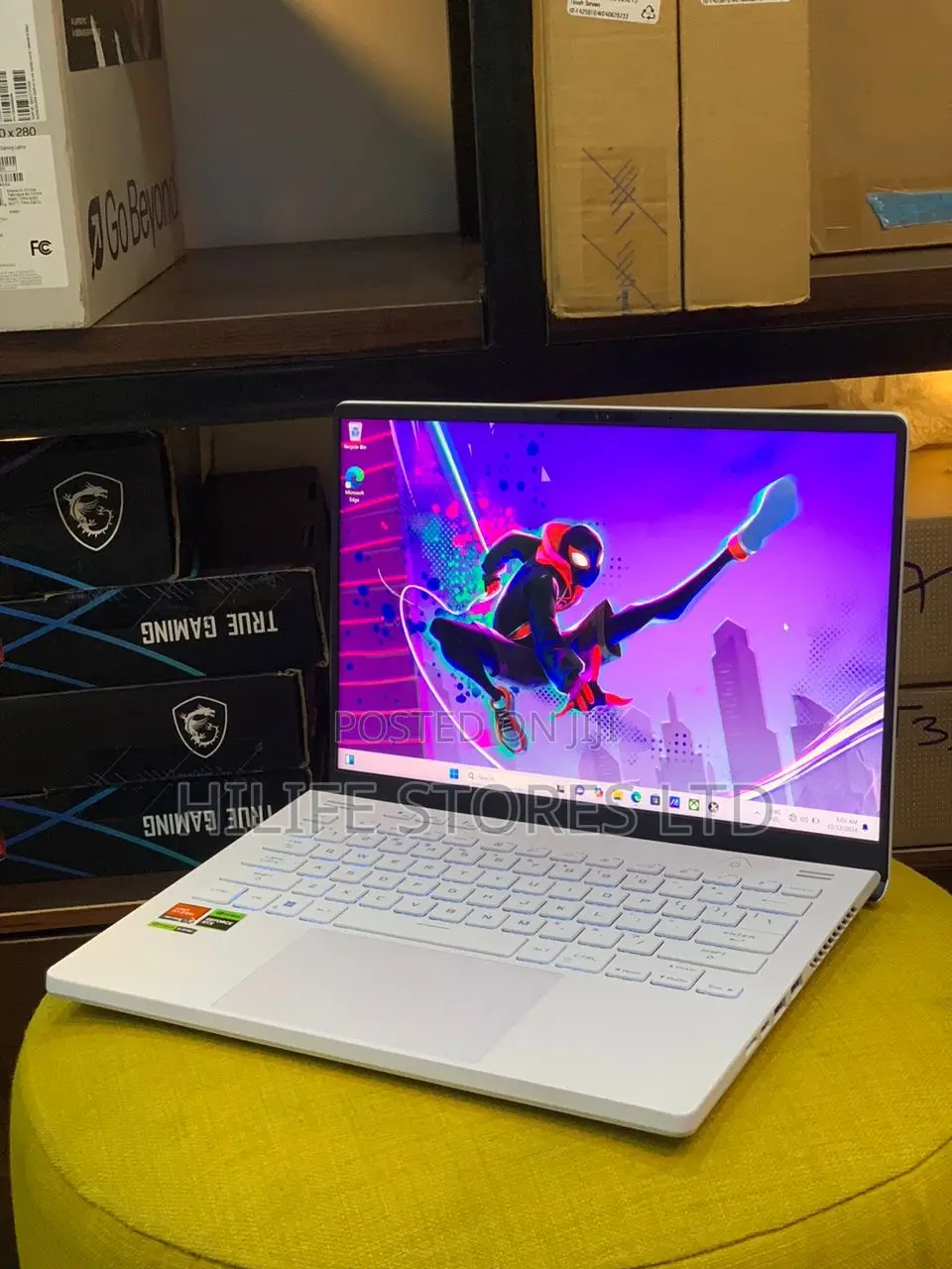 Laptop Asus ROG Zephyrus G14 16GB AMD Ryzen 9 SSD 1T