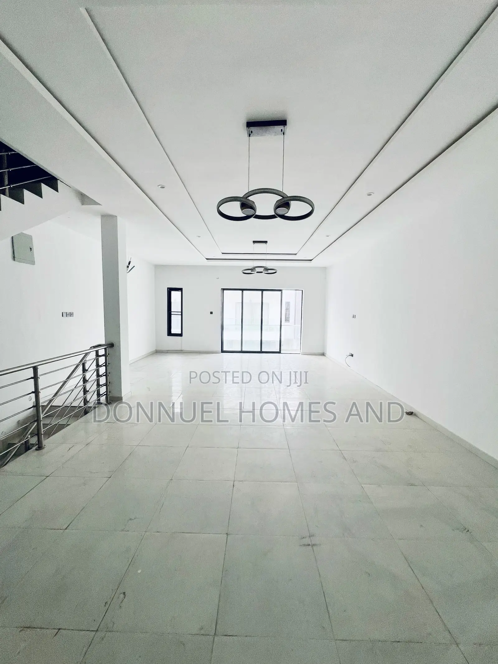4bdrm Townhouse / Terrace in Lekki Expressway for rent