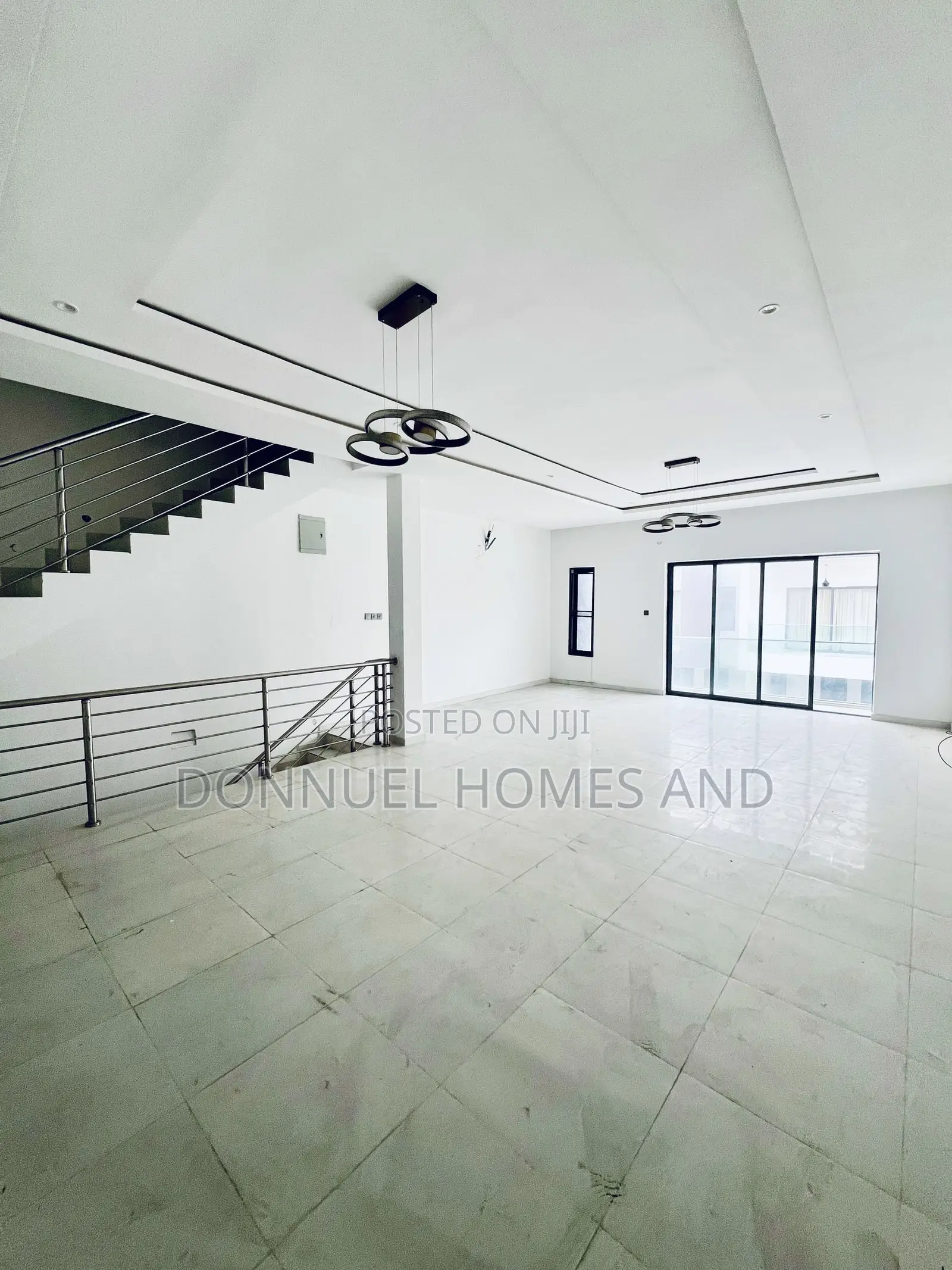 4bdrm Townhouse / Terrace in Lekki Expressway for rent