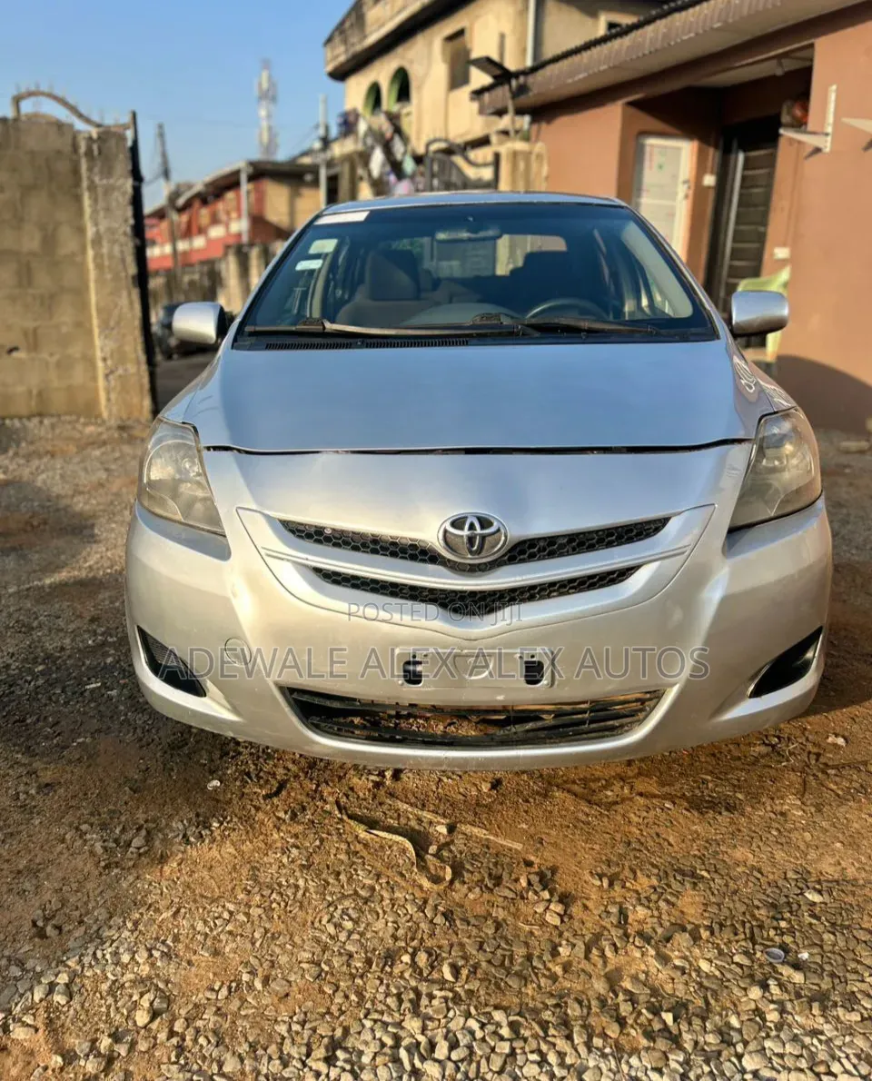 Toyota Yaris 2008 Silver