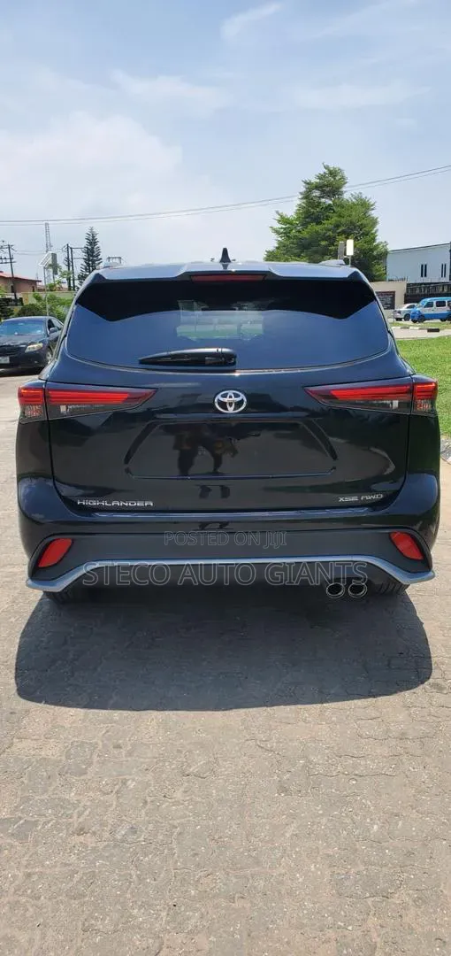 Toyota Highlander 2024 Black