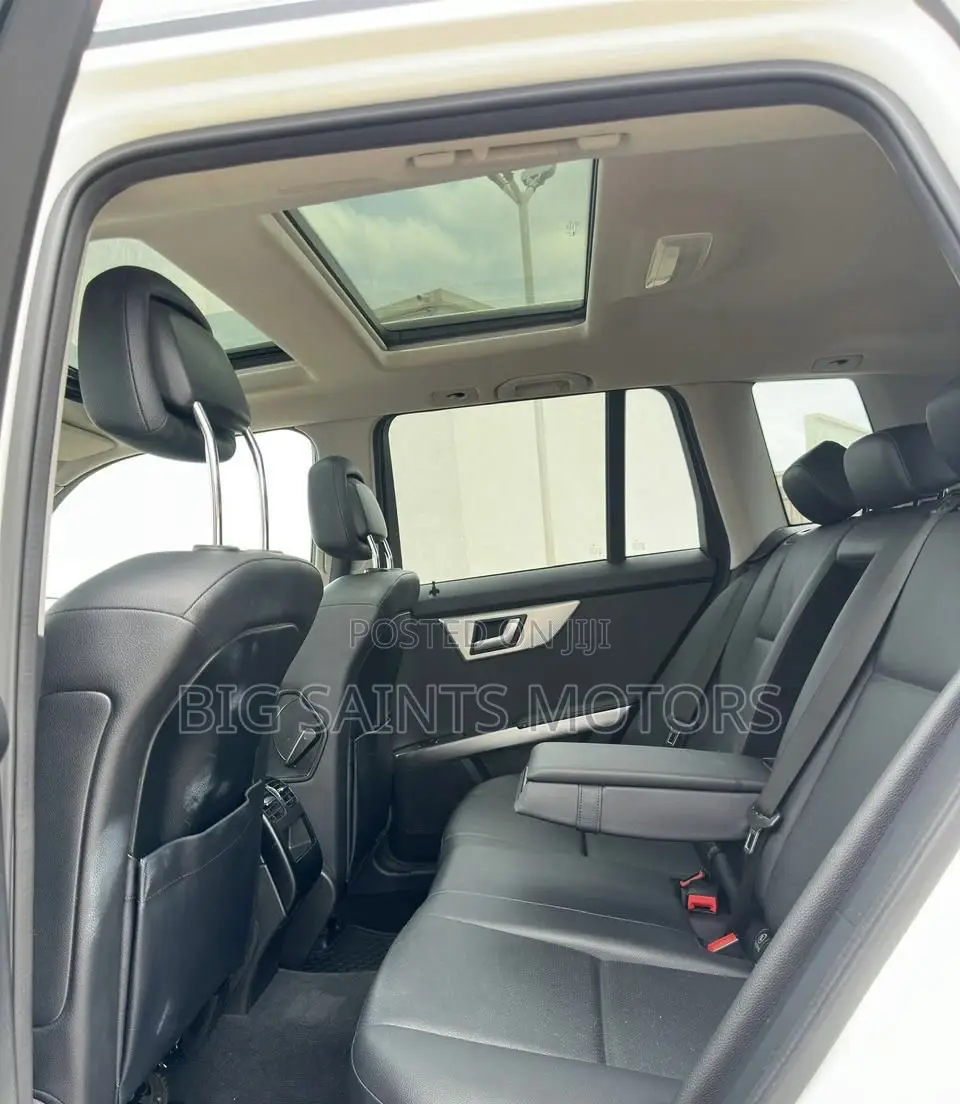 Mercedes-Benz GLK-Class 350 4MATIC 2014 White