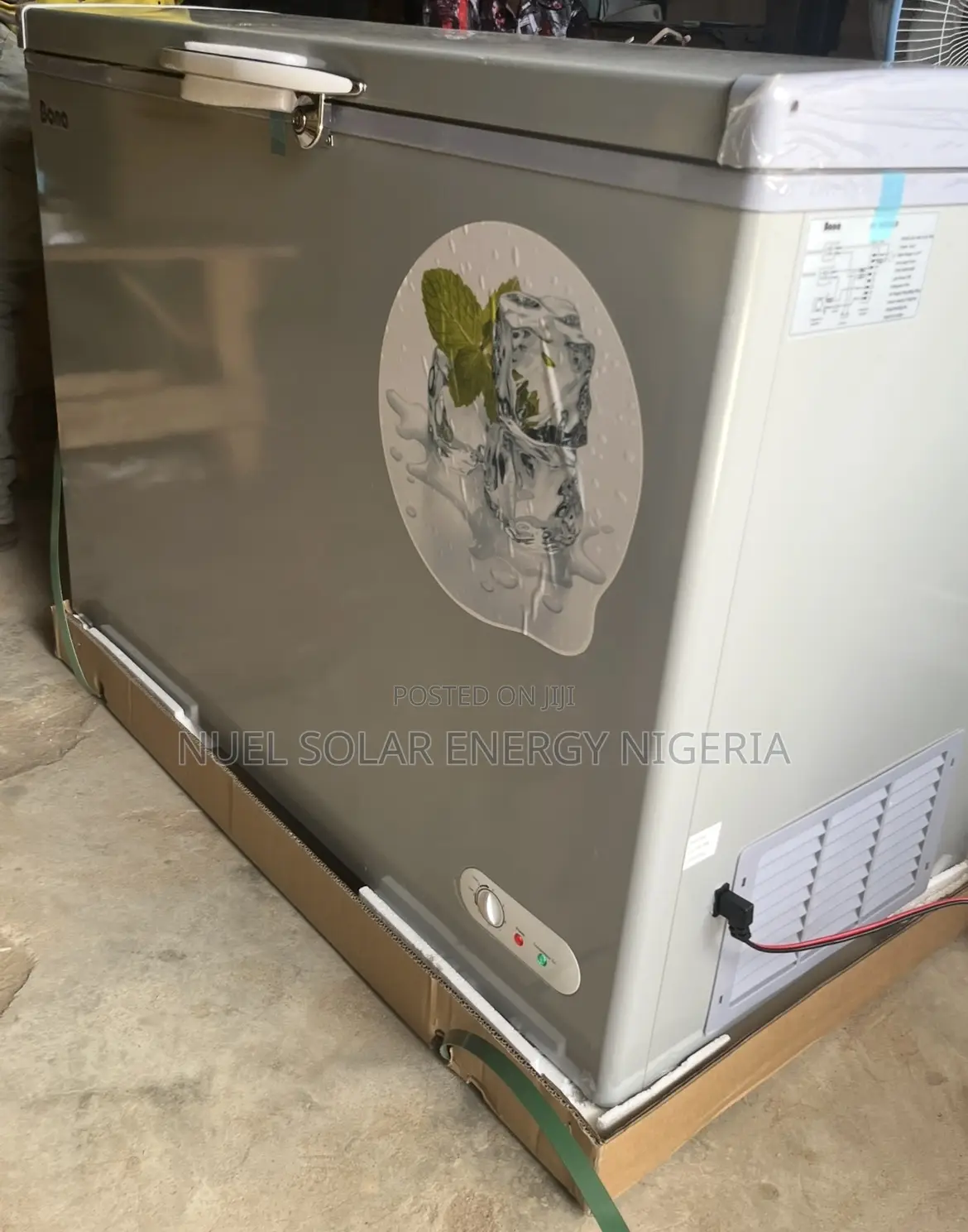 Bona Dc Freezer 318l (24v)