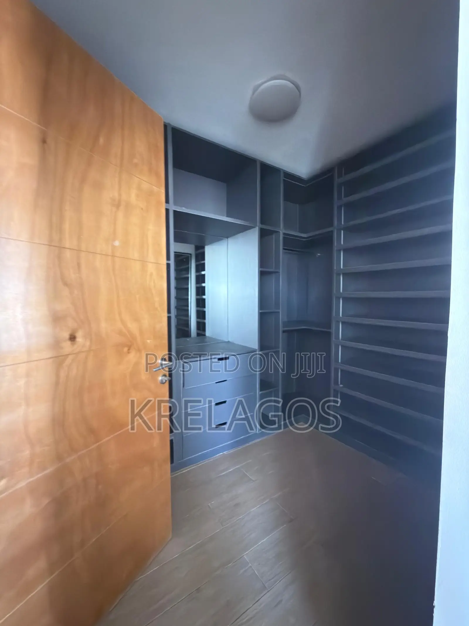 4bdrm Duplex in Lekki Phase 1 for rent