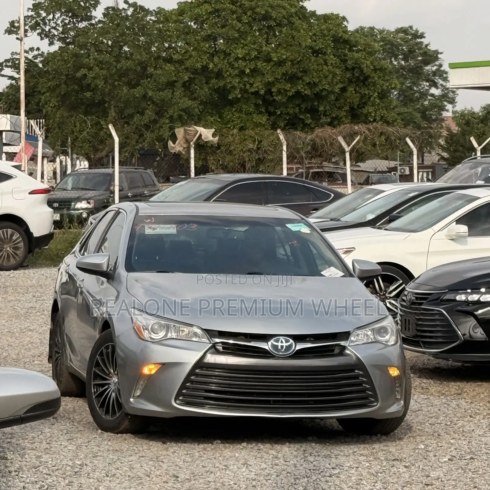 Toyota Camry XLE 4dr Sedan (2.5L 4cyl 6A) 2016 Silver